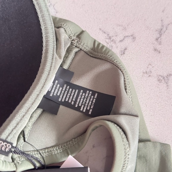 COCO REEF Women's Charisma Bra-Sized Bikini Top Palm Green 32/34DD swimwear top - Picture 11 of 16